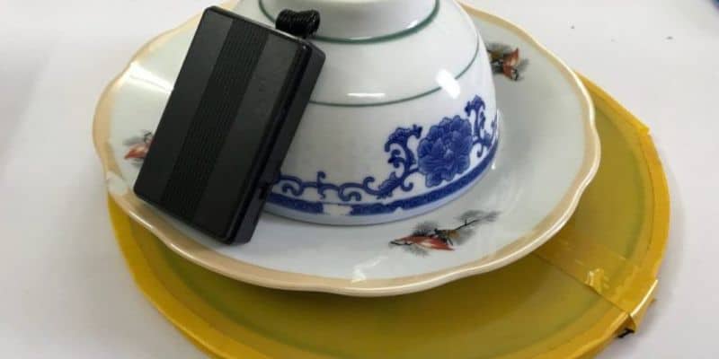 Top 5 Dụng Cụ Đánh Xóc Đĩa Bịp Được Ưa Chuộng 2024 1 Cờ bạc bịp - Những thiết bị hỗ trợ hiệu quả